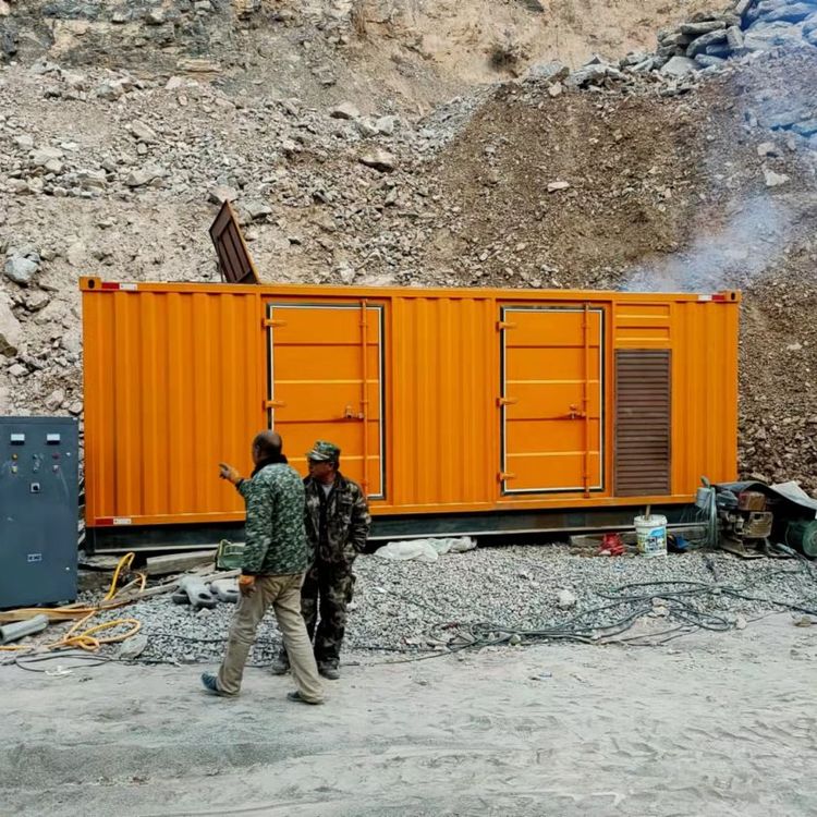 梁溪如何选择适合自己的 800KW 柴油发电机组？