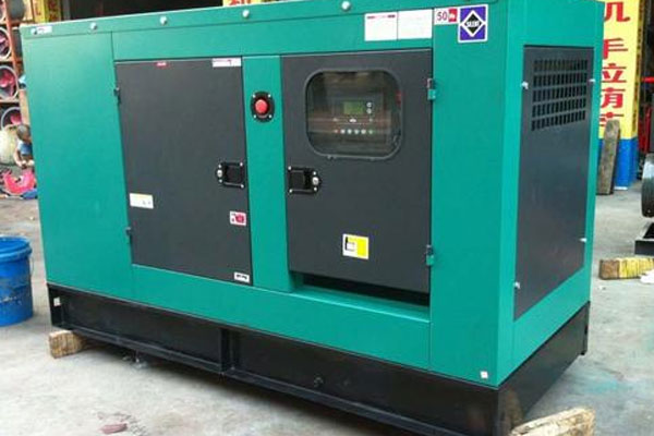 梁溪如何检查机油的使用时间？