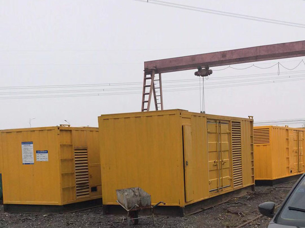 梁溪100kw柴油发电机组每小时油耗？