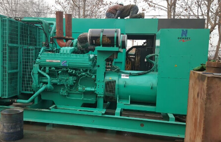 梁溪发电机组如何判断水冷式机油散热器内部是否需要清洗？